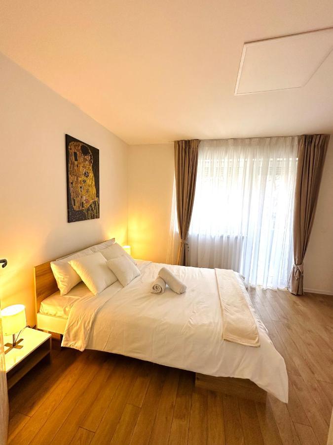 Daylight Apartment Skopje Buitenkant foto