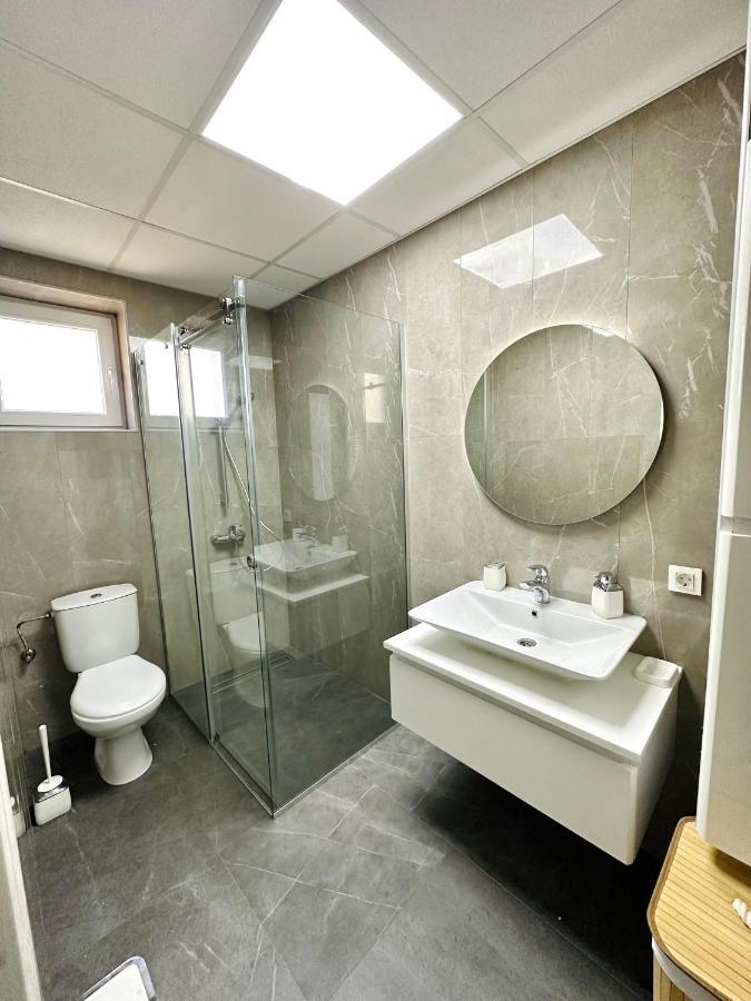 Daylight Apartment Skopje Buitenkant foto